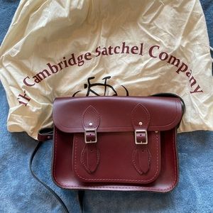 Cambridge Satchel 11 in satchel in Oxblood